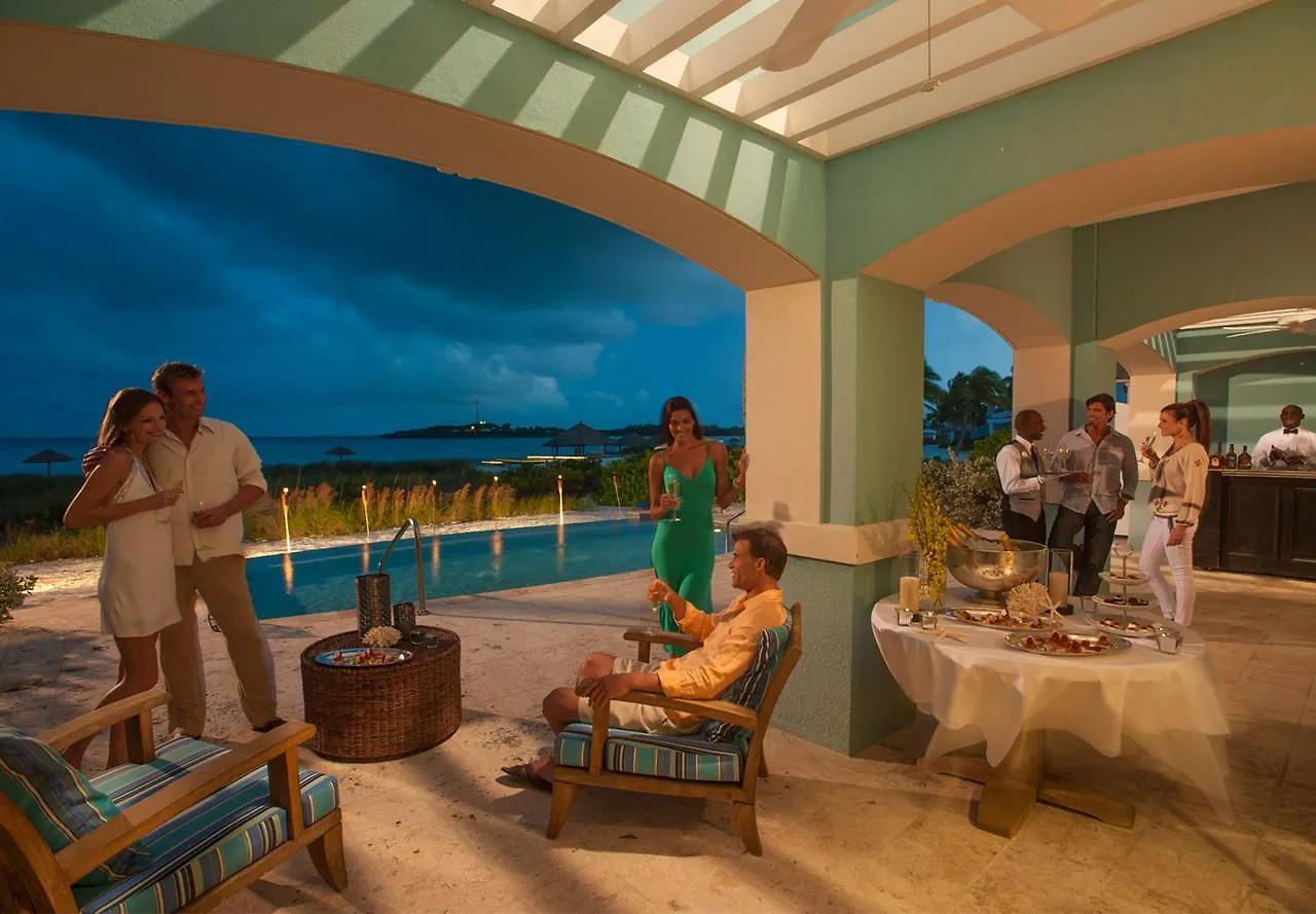 Sandals Emerald Bay Golf, Tennis And Spa All Inclusive Resort - Couples Only (Adults Only) Rokerʼs